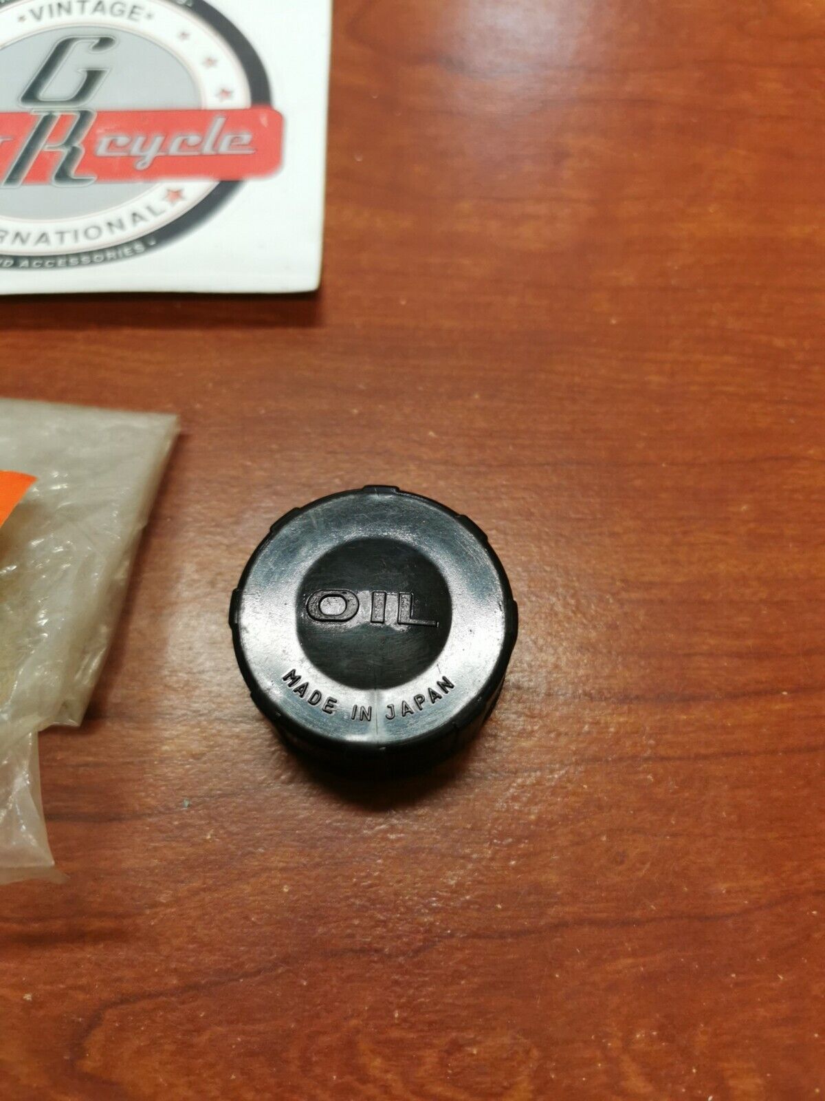 NEW NOS Suzuki GT380 TM75 TS100 F50 TS100 TC100 OIL TANK CAP 44651-05003-000 S18