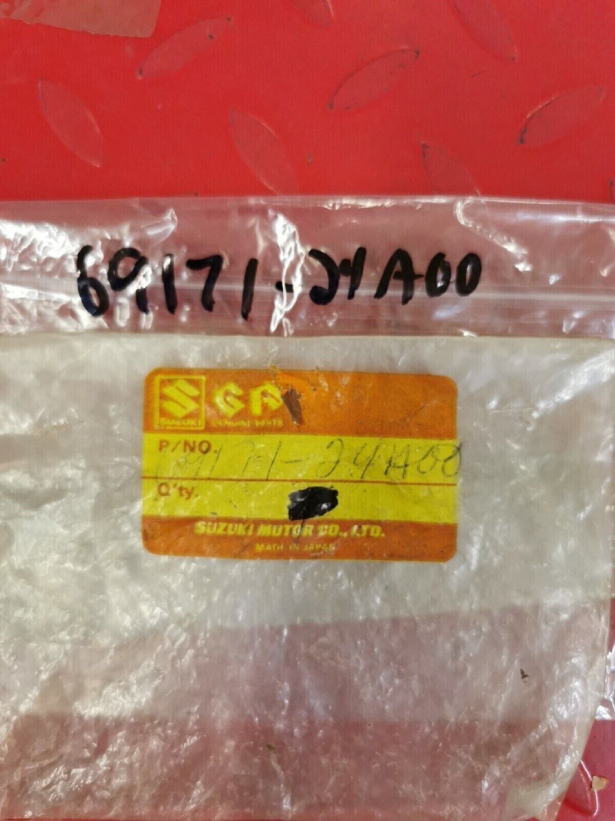 NOS SUZUKI COVER DUST 69171-24A00 S11