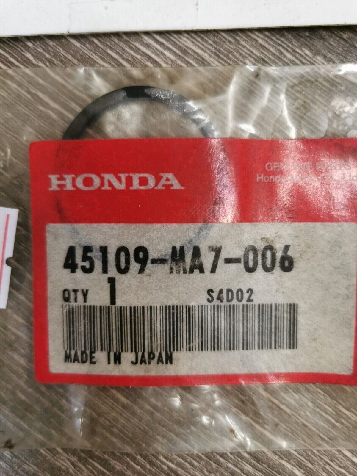 NOS HONDA DUST SEAL 45109-MA7-006 H59
