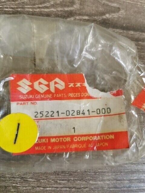 NOS SUZUKI RM85L RM80 RM85L5 GEAR SHIFT FORK 25221-02B41-000 S44