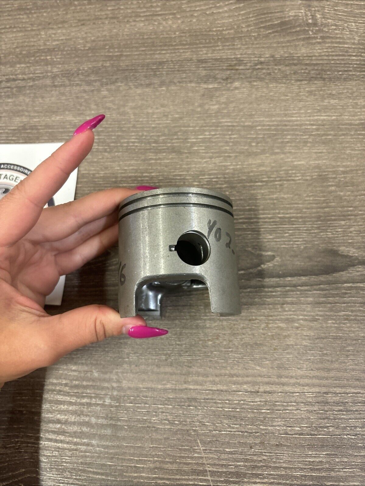 NOS BOMBARDIER SKIDOO ROTAX 440 PISTON STD 68MM 402-2416 J62