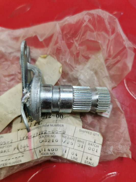 NOS Yamaha VMAX 1200 BRAKE PEDAL SHAFT 1FK-27212-00-00 Y26