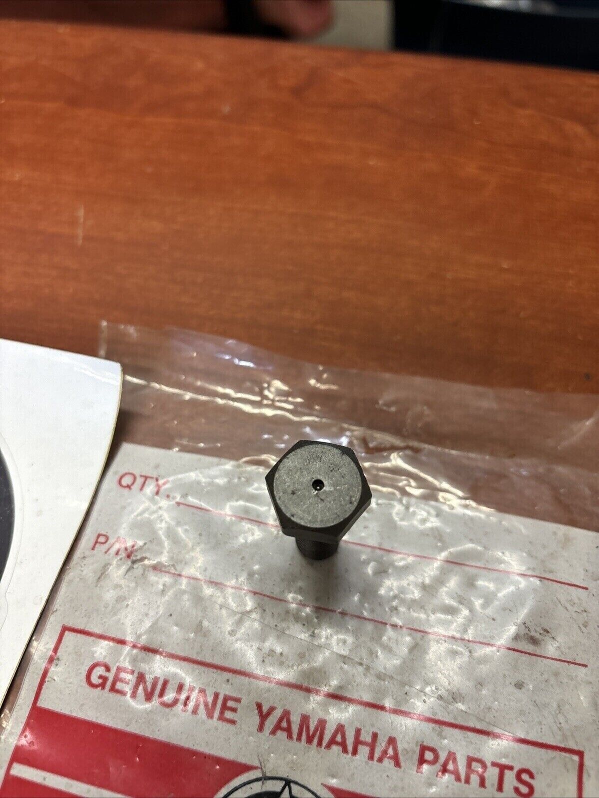 NOS Yamaha BOLT 806-17647-00-00 SUB 90109-10080-00 Y178