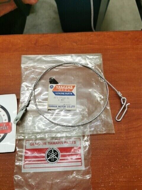 NOS Yamaha 1977 1978 ET250 SHROUD STOPPER 8F3-77118-01-00 Y179