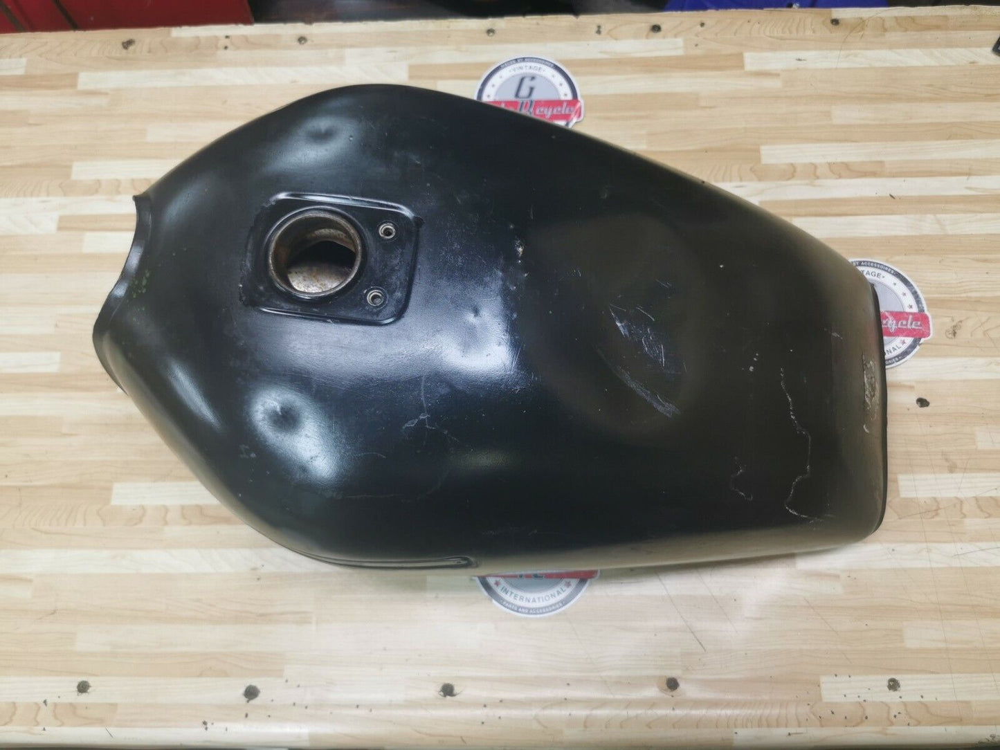 Kawasaki KZ550 LTD 1980 KZ 650 fuel tank gas petrol reservoir 1981