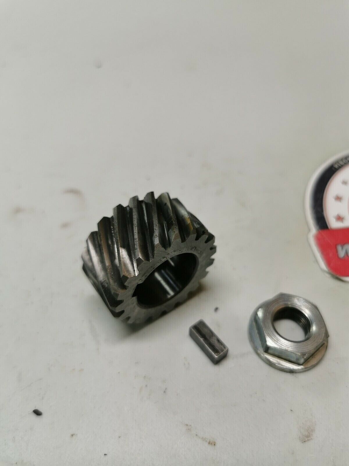 Yamaha DT100 1976 crankshaft primary drive gear