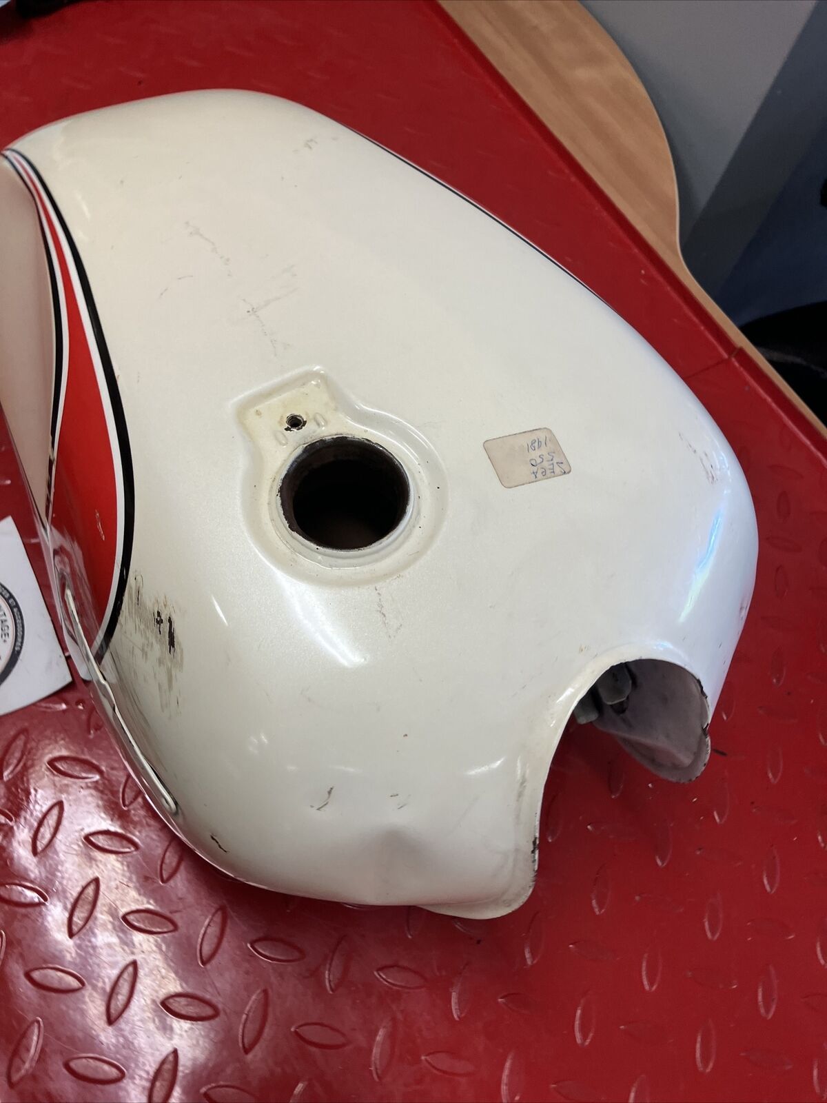 Yamaha XJ550R 1981 Seca 550 Fuel tank gas petrol reservoir