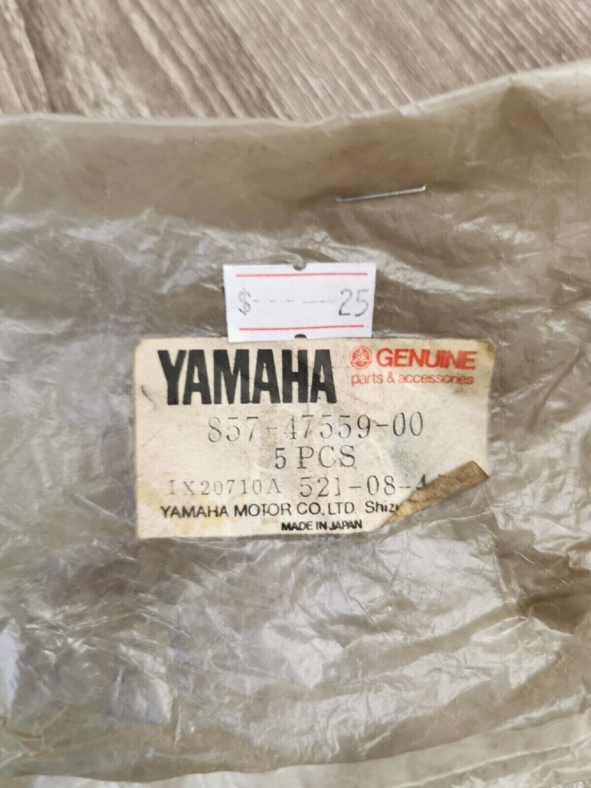 NOS YAMAHA SRX440A 1977 CAP 2 857-47559-00 Y56