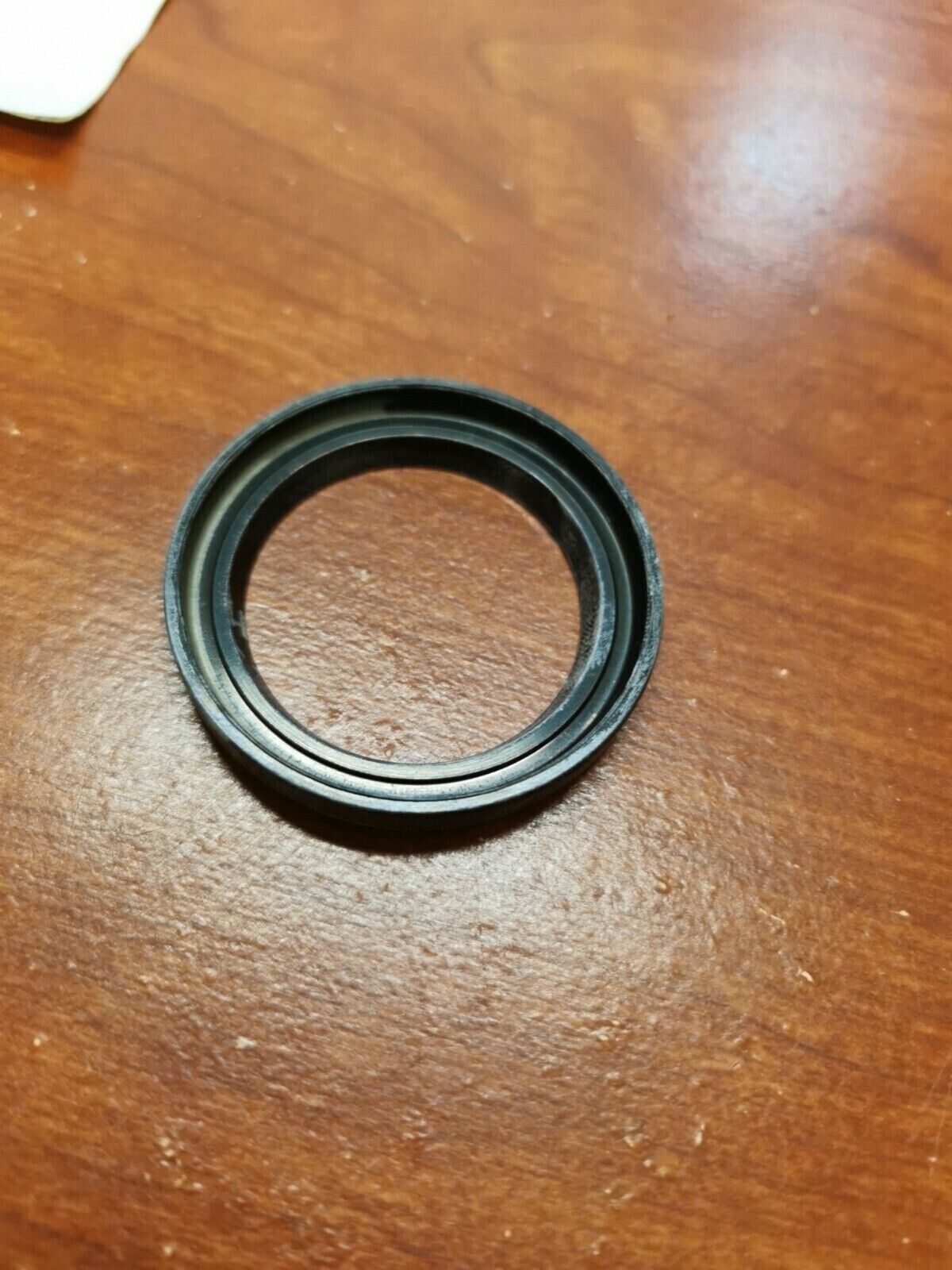 NOS Yamaha 1990 - 1993 RT180 FRONT FORK DUST SEAL 5L9-F3144-10-00 Y99