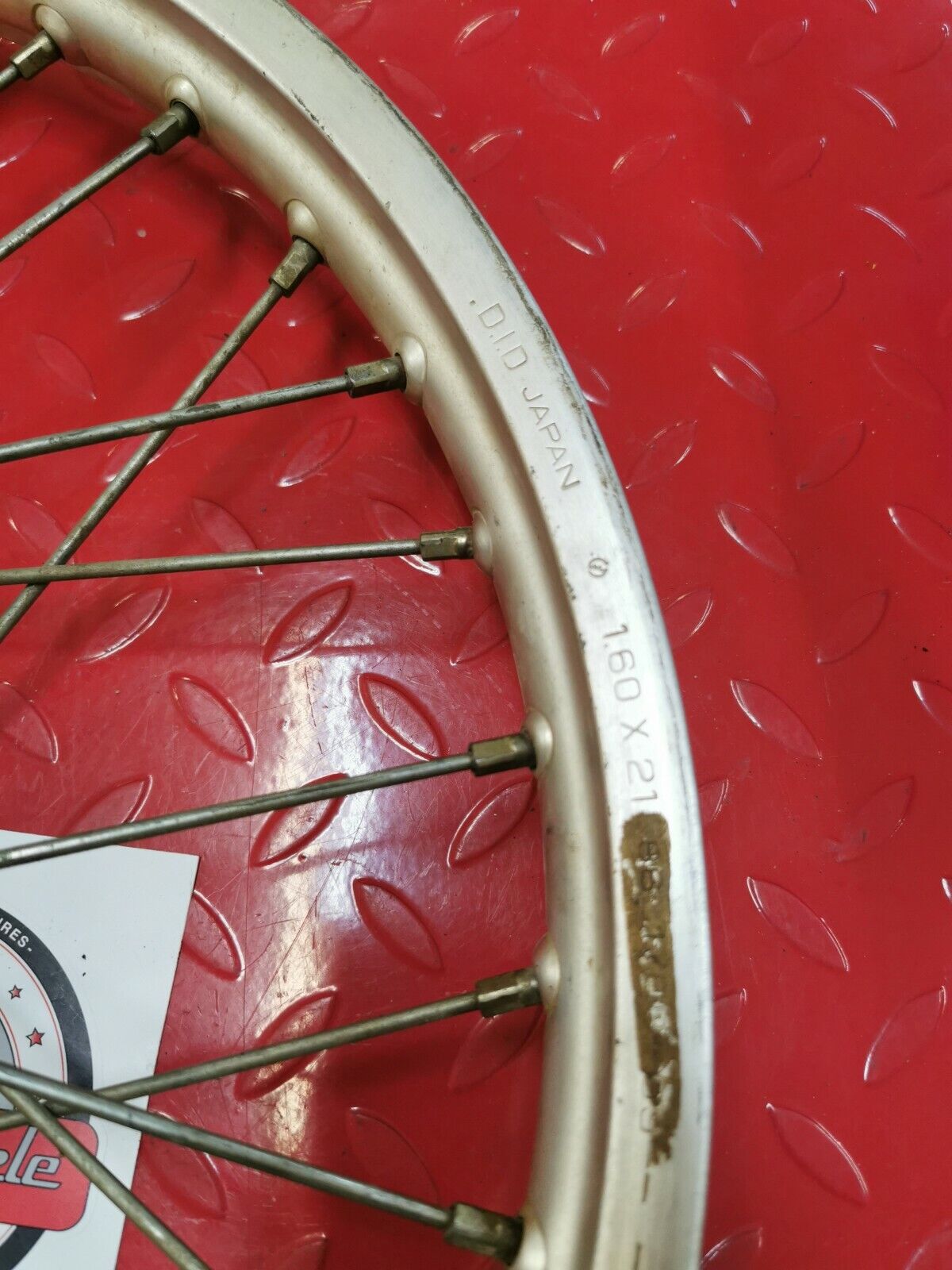 Honda XR200R 1987 Front wheel hub rim 44601-KK0-770
