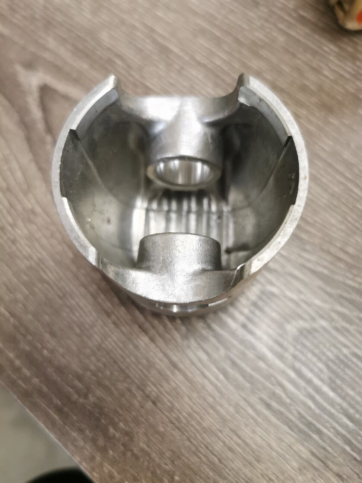 NOS SUZUKI RM125 1976 - 1978 PISTON STD 12110-41300 S11