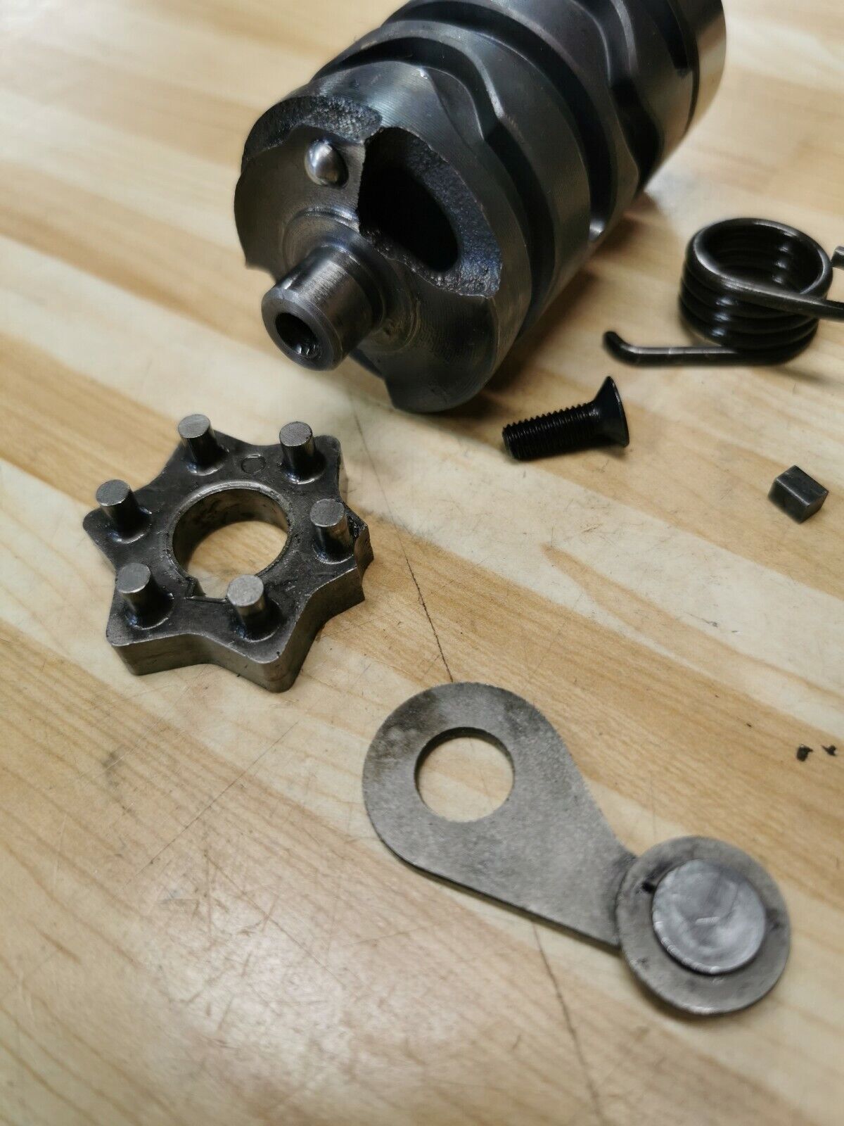 Yamaha DT200 1986 gearshift gear shift cam drum actuator arm center spring