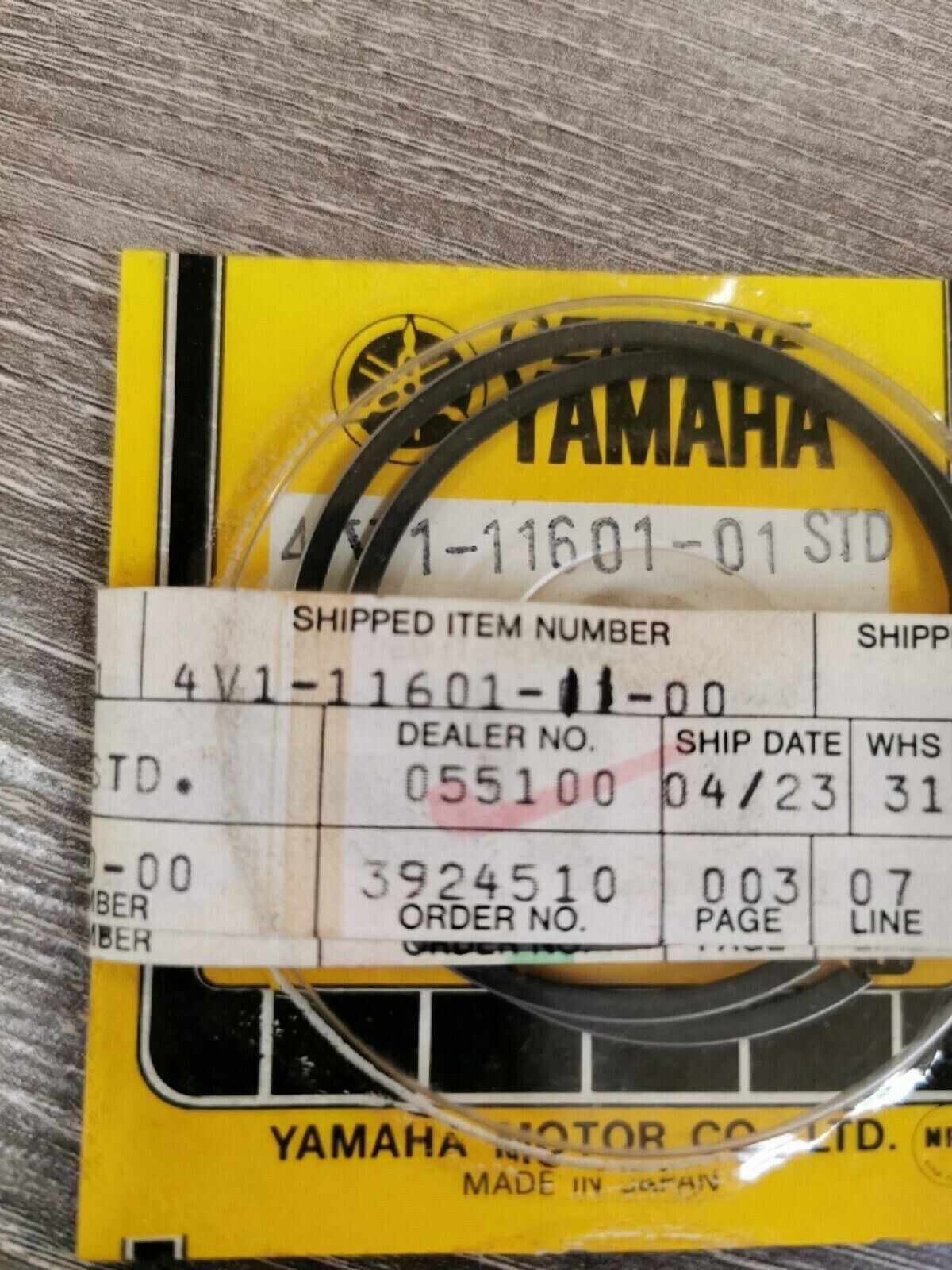 NOS YAMAHA YZ80 1981 PISTON RING SET STD 4V1-11601-01-00 Y51