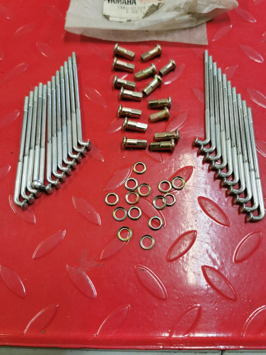 NOS Yamaha XS650 1979 SPOKE SET REAR INCOMPLETE 2M1-25304-00-00 Y25