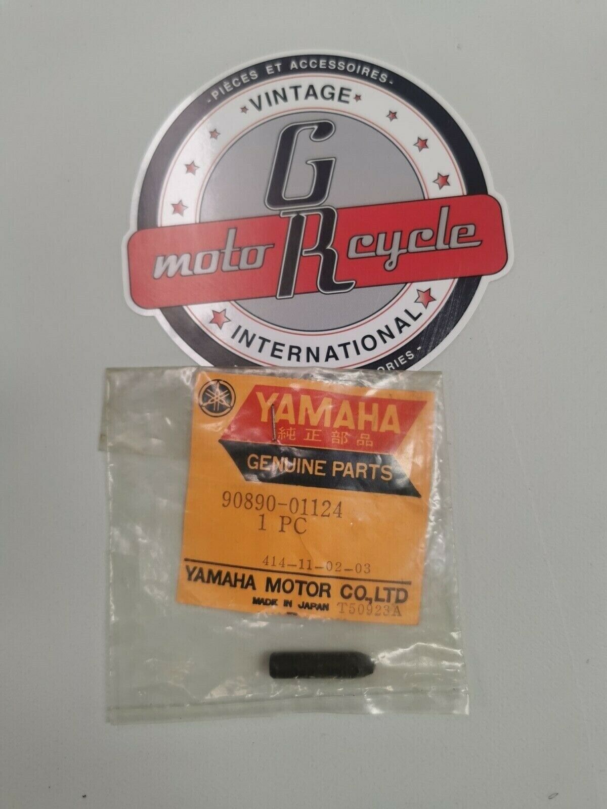 NOS YAMAHA 90890-01124-00 CALKING PIN Y1
