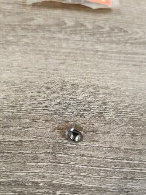 NOS SUZUKI GS750L GS550L GS1000L AC50 GN250 GN125E NUT 08313-11057 S36