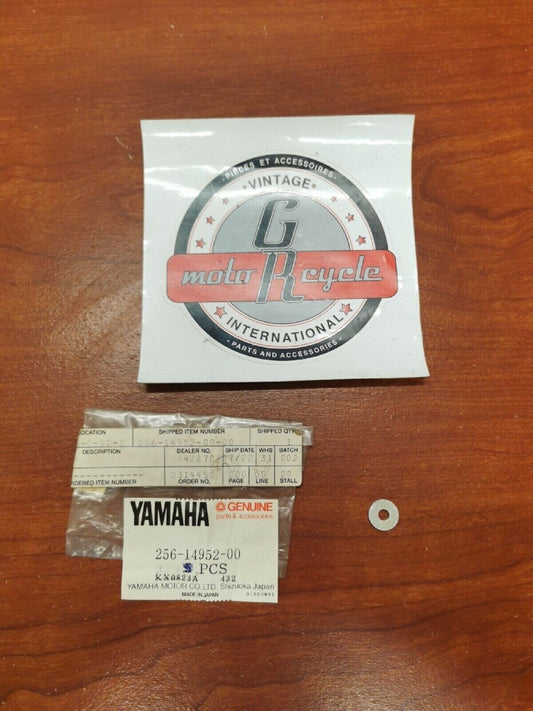 NOS Yamaha CARBURETOR WASHER 256-14952-00-00 SUB. 4CW-14962-00-00 Y71
