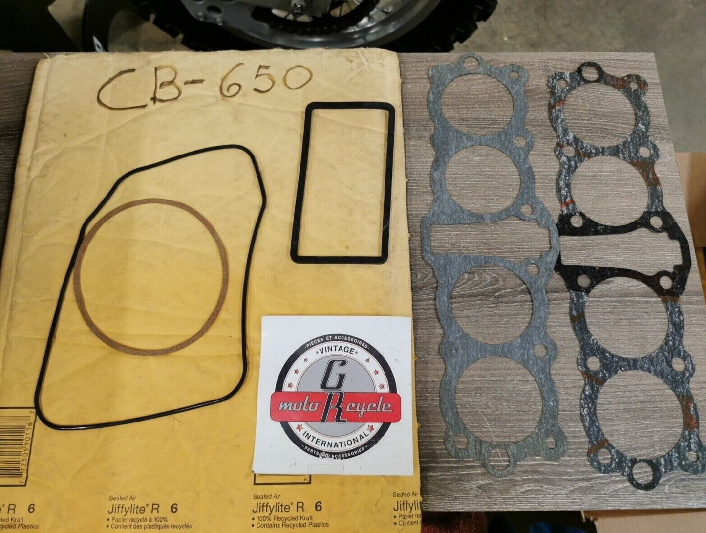 NOS HONDA CB650 INCOMPLETE GASKET KIT SET J47