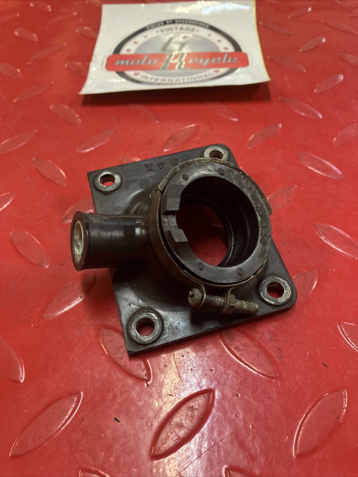 Yamaha DT200 1984 reed valve intake manifold carburetor joint boot