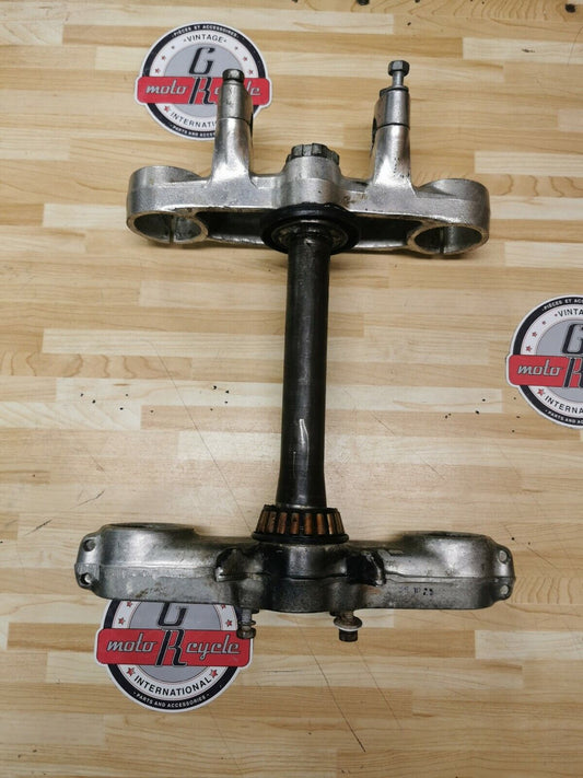 Suzuki RM125 1984 steering stem triple clamp tree top head 1985 51410-14500