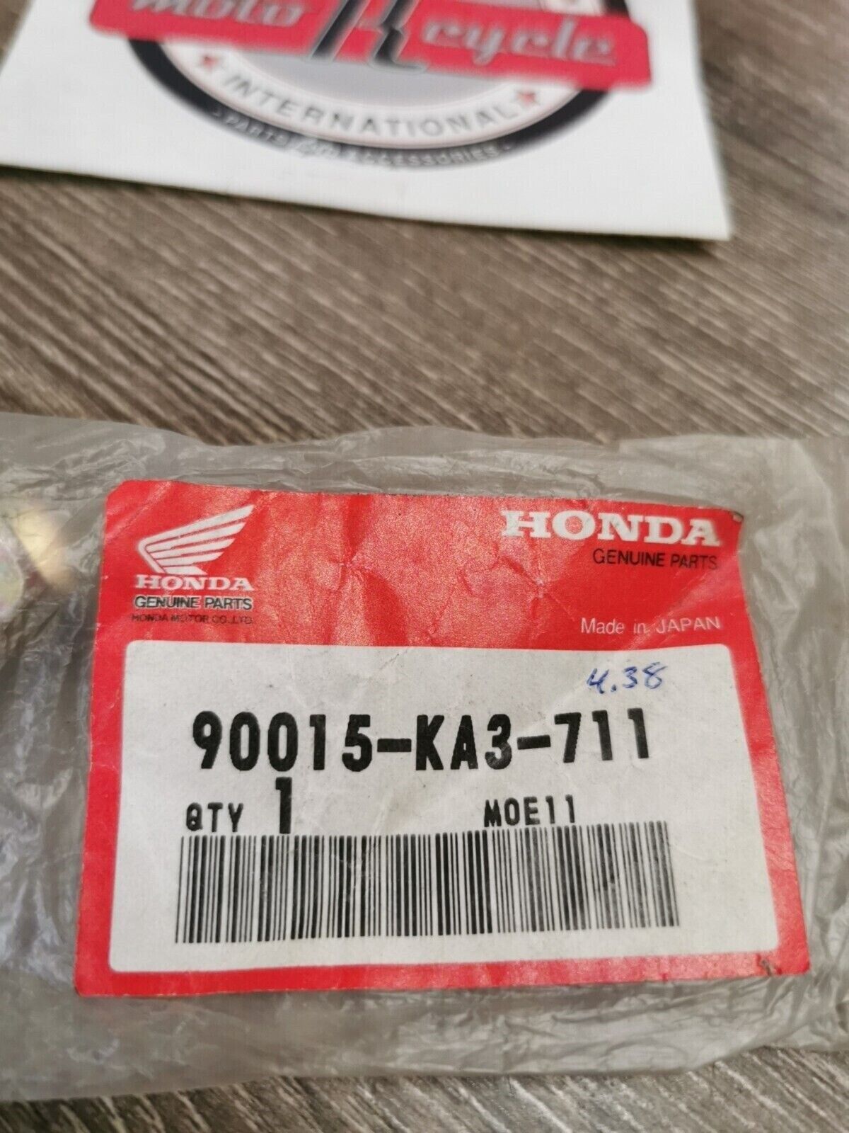 NOS HONDA BOLT 90015-KA3-711 H51