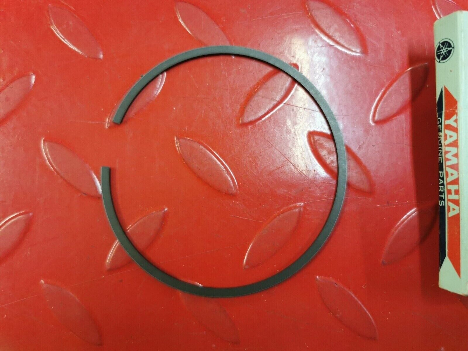 NOS Yamaha 1974 1973 1972 MX360 YZ360 RING PISTON 322-11611-00 Y27