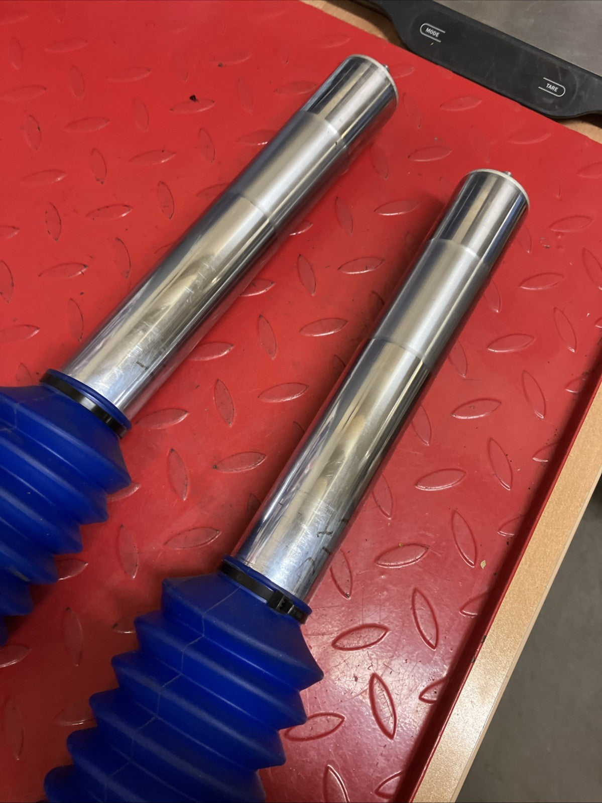 Honda CR250R 1984 Front forks suspension damper