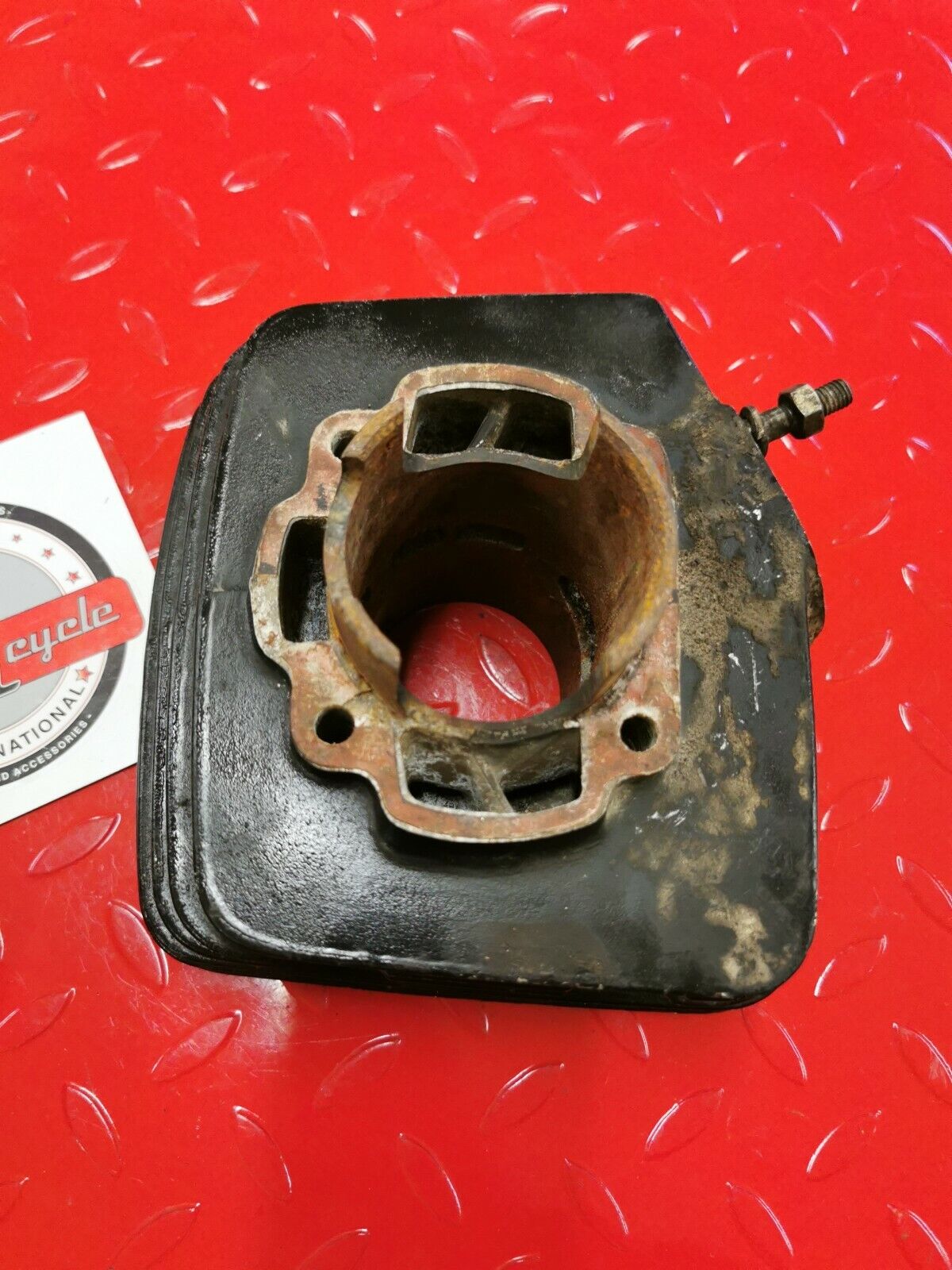 Kawasaki KD175 1976 cylinder jug barrel KE175 T
