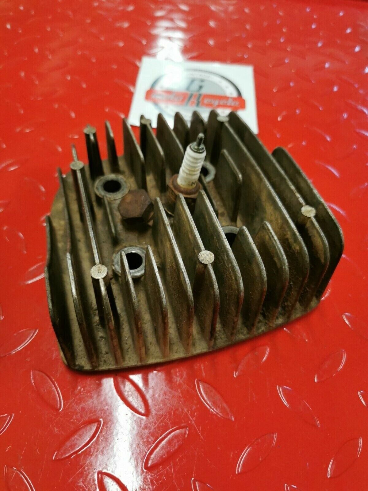 Suzuki TS185 1974 cylinder head jug barrel cover 1975 T