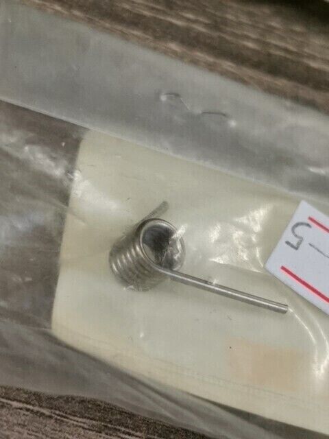 NOS YAMAHA ATV YFM80RV YFM50RW YFM125S RETURN SPRING 3FA-83966-00-00 Y106