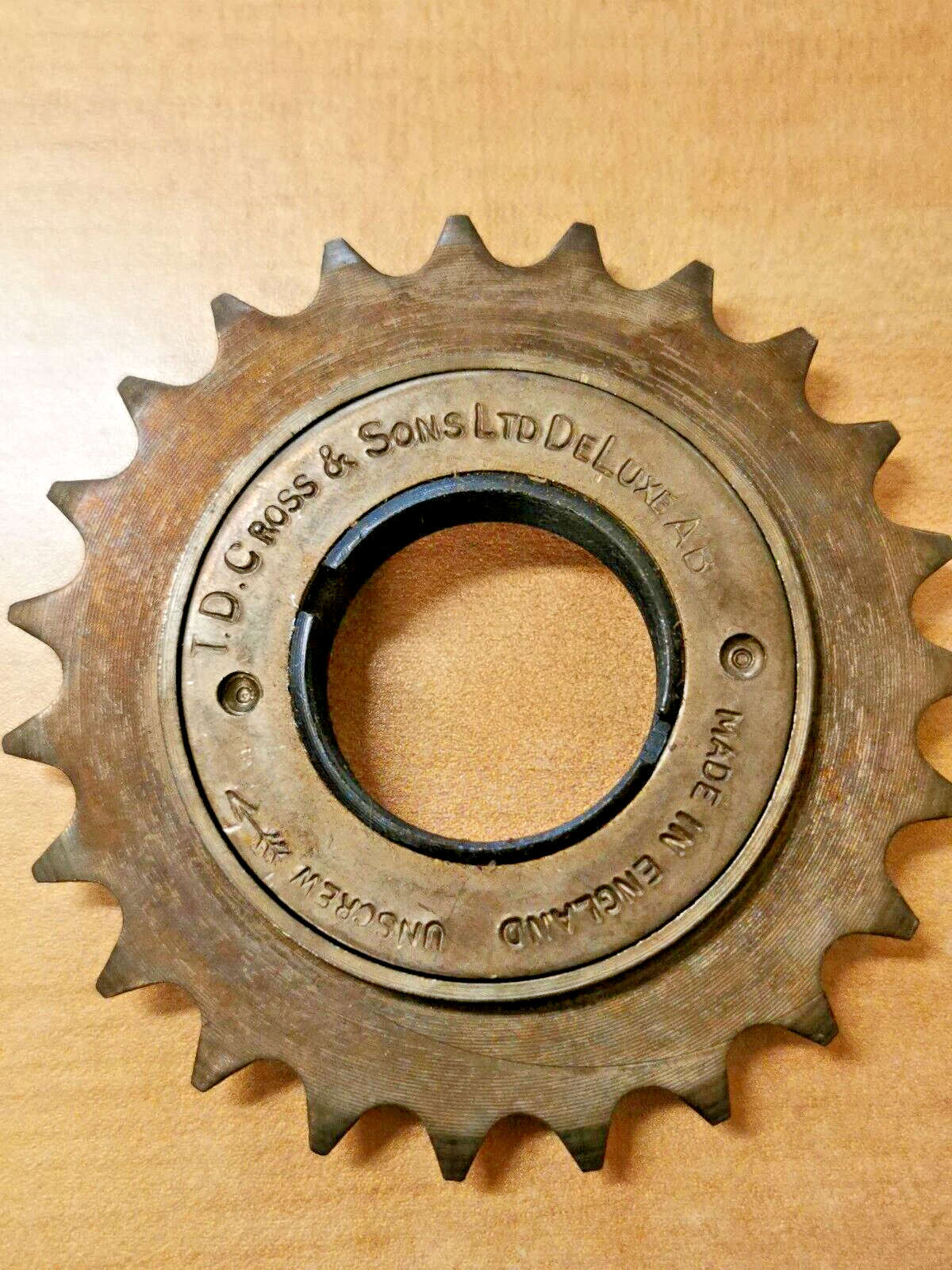 NOS BOMBARDIER PUCH MAXI FREEWHEEL SPROCKET 23 T  P1