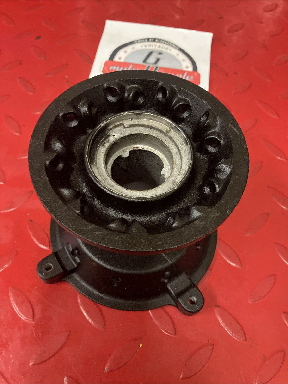 Honda CR250R 1984 Front wheel hub CR125R CR500R
