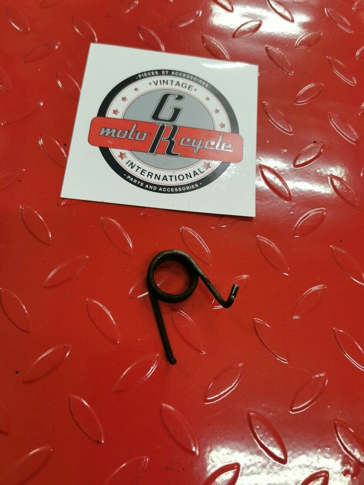 Yamaha IT175 1981 rear brake pedal lever arm torsion spring 1980