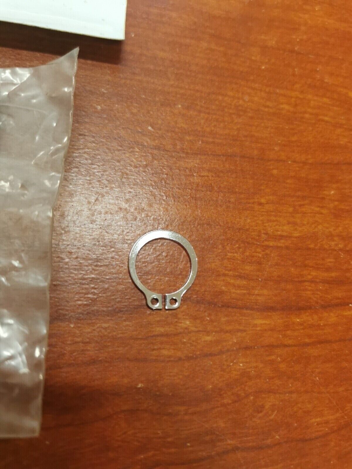 NOS Yamaha CIRCLIP 93410-16006-00 SUB. 93410-16007-00 Y71