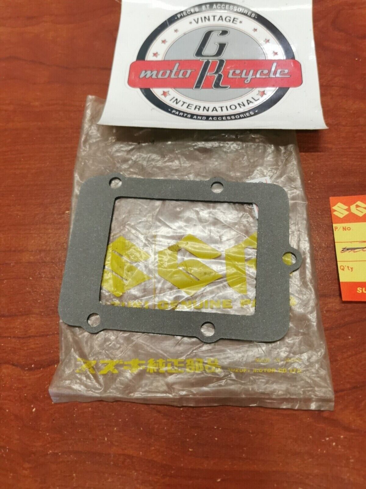 NOS Suzuki INTAKE MANIFOLD GASKET 13121-51002 S16