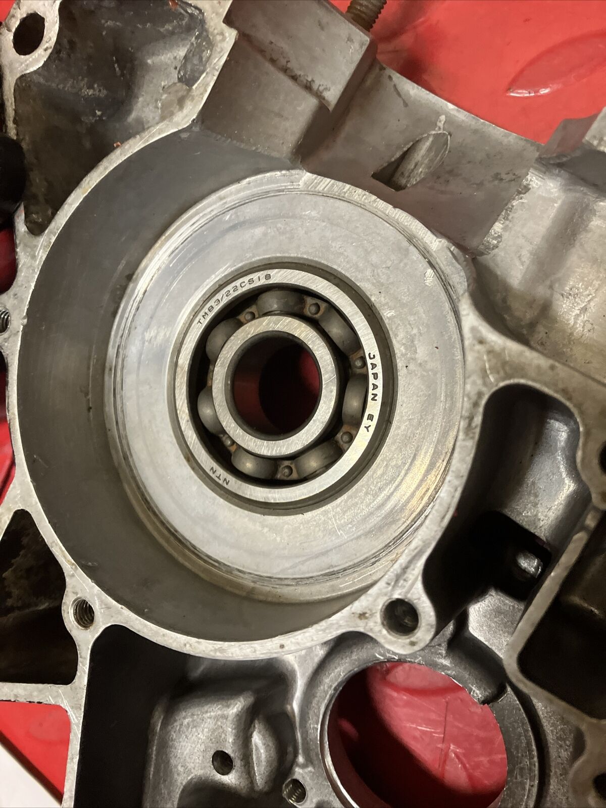 Honda CR125R 1987 Crankcase set left right crank case