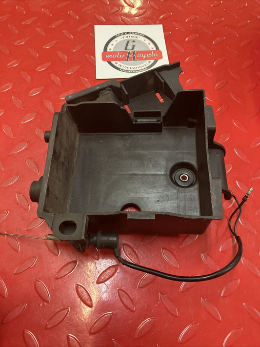 Yamaha XV500 1983 Virago 500 side cover battery tool box holder mounting case