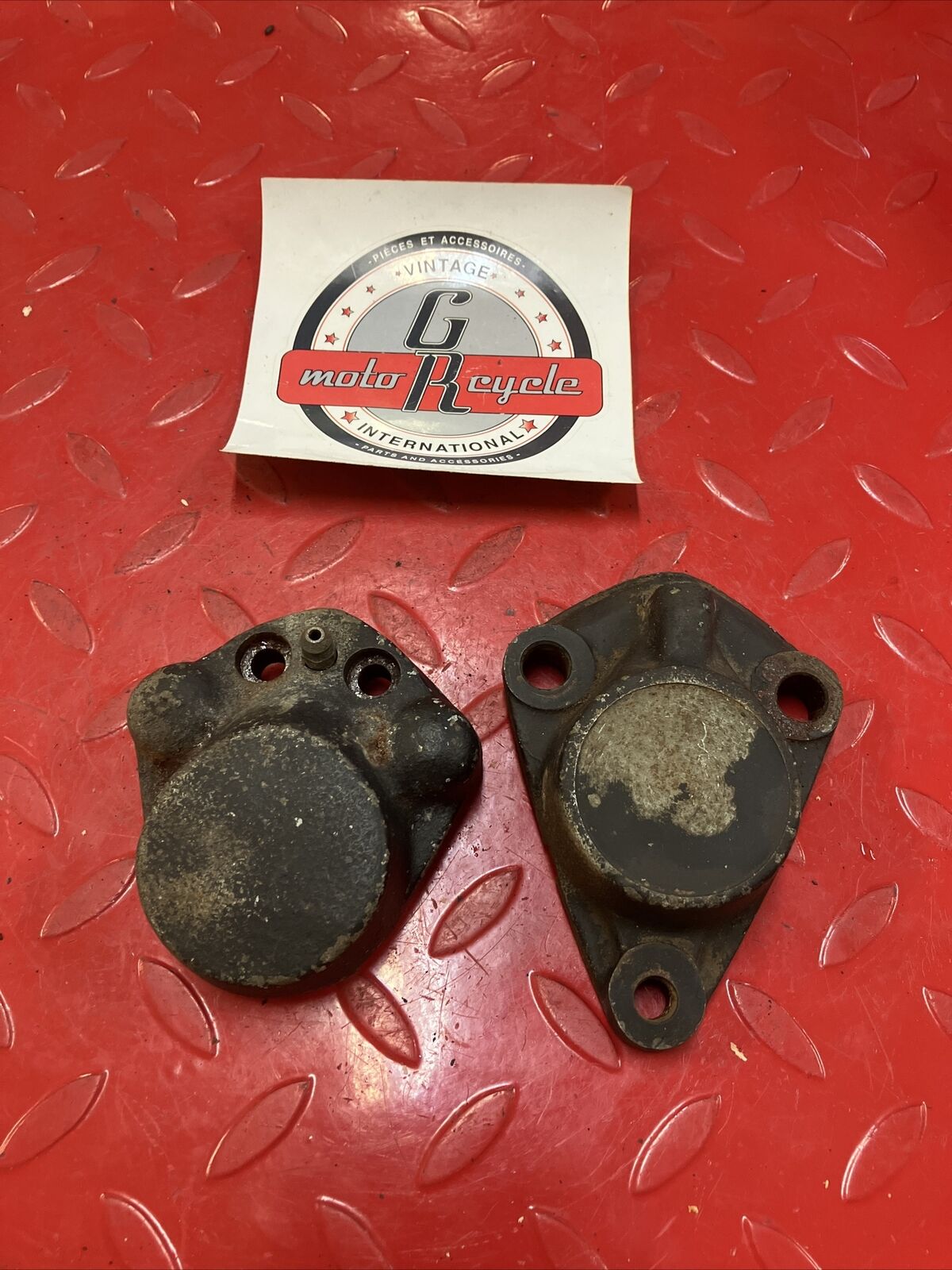 Yamaha RD400 1977 brake caliper 1976 4 – GR Motorcycle