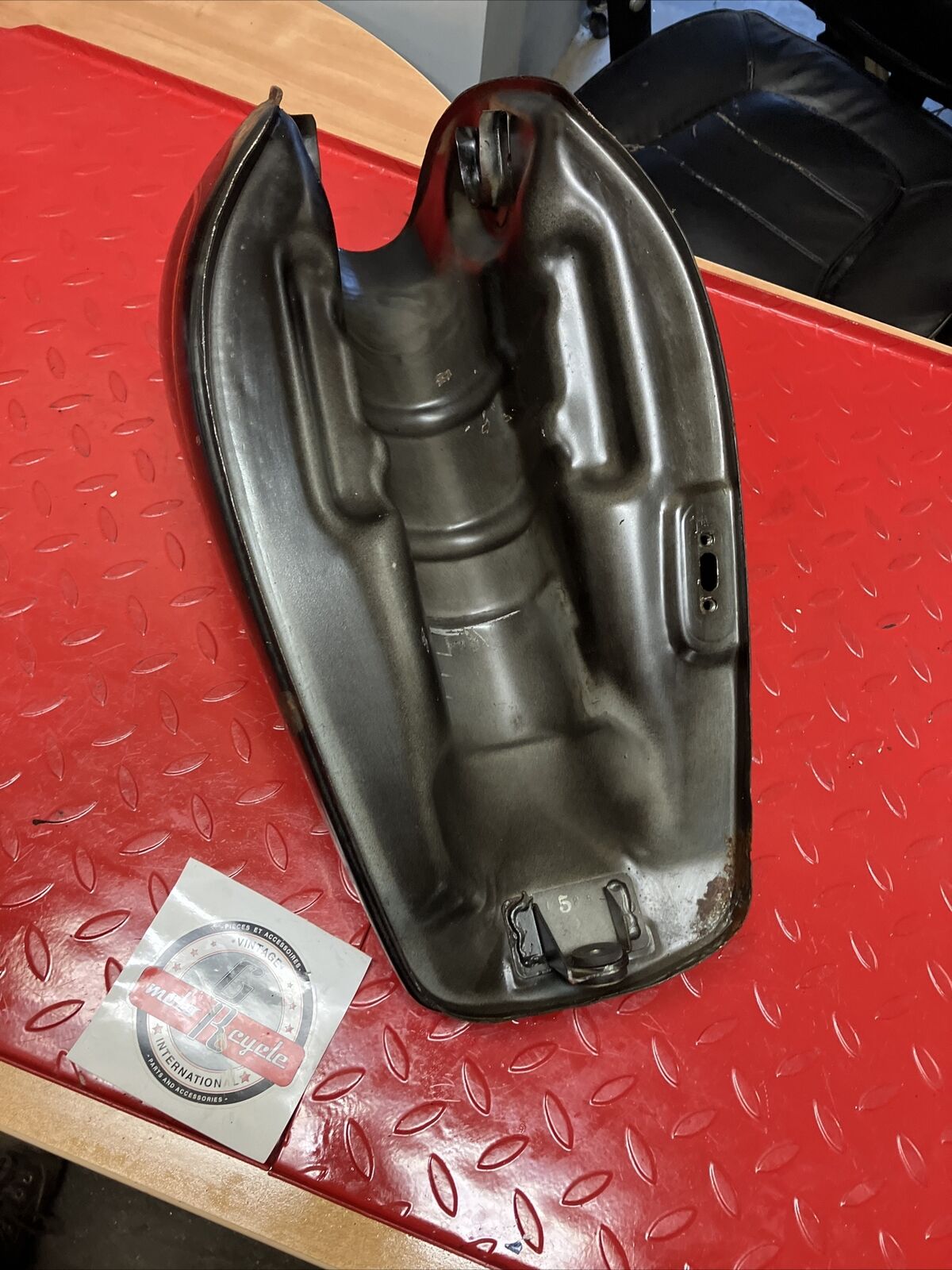 Kawasaki KZ440 LTD 1982 fuel tank gas petrol reservoir 6
