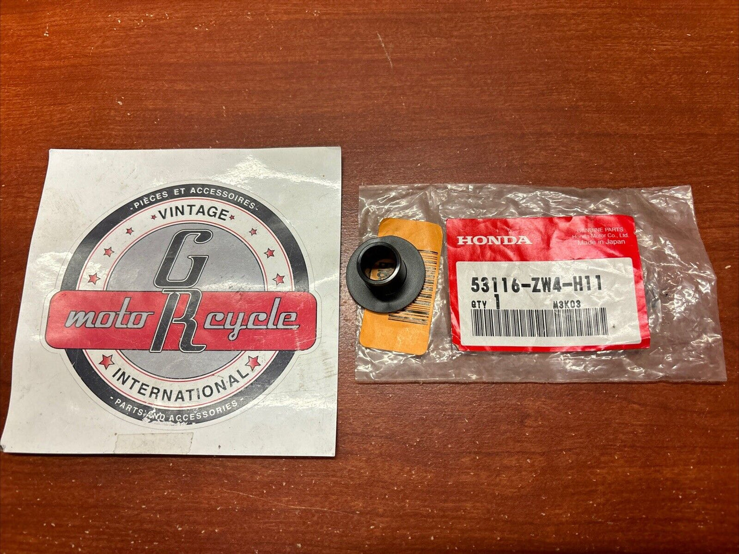 NOS Honda BF25 BF30 BF40 BF50 BF60 BF75 BF90 HANDLEBAR BUSH 53116-ZW4-H11 H185