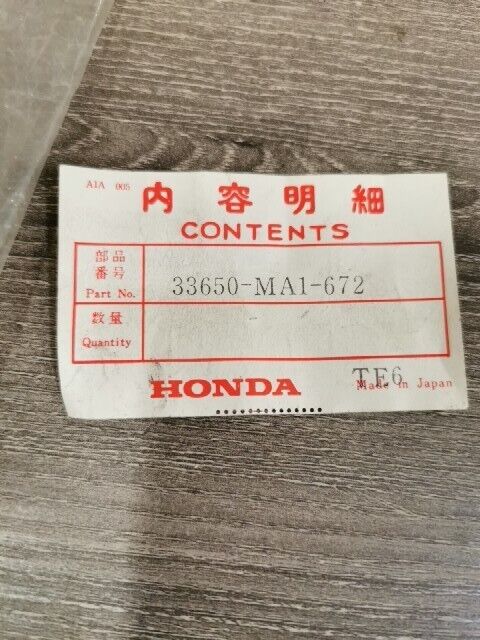 NOS HONDA GL500 TURN SIGNAL REAR NO LENS 33650-MA1-672 SUB BY 33650-MA1-679 H74