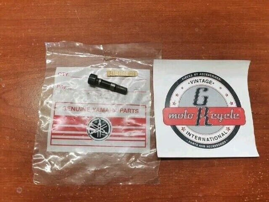 NOS Yamaha 1973 1974 TX750 CONNECTING ROD BOLT 341-11654-01-00 Y142