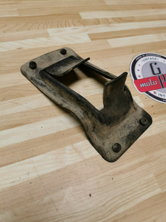 Kawasaki KDX200 1986 rear inner fender rubber air filter flap 1987 1988