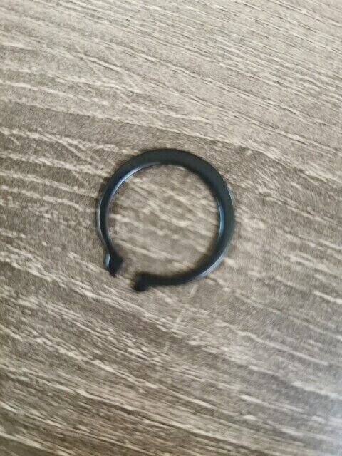 NOS SUZUKI A100 B100 RM100 RM125 RV125 RV125 RV90 TC125 CIRCLIP 09380-20003 S58