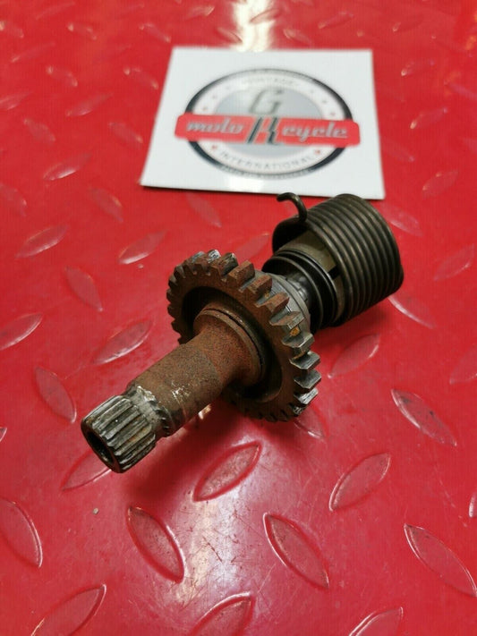 Suzuki RM125 1982 kickstarter kick starter spindle gear shaft spring 26211-40201