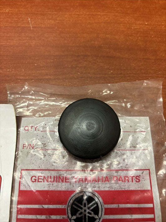 NOS Yamaha SL338 SL351 SL396 SS338 SS396 CAP 802-47377-00-00 Y185