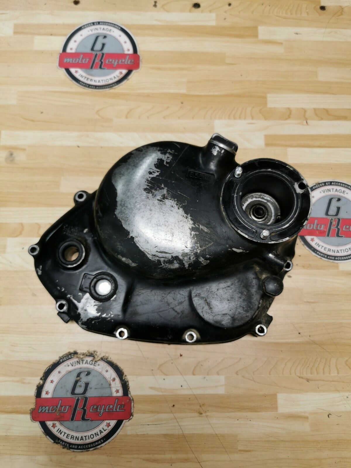 Suzuki DR100 1985 right crankcase clutch cover