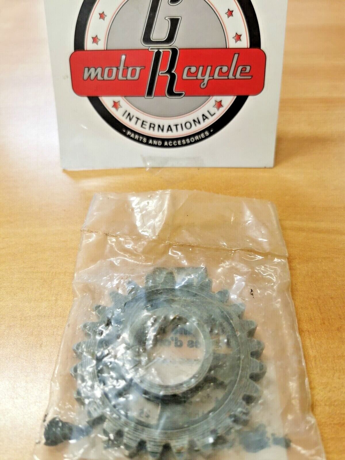 NOS CAN-AM TNT MX TRANSMISSION MAINSHAFT 4TH GEAR 25T 420-234-856 CA5