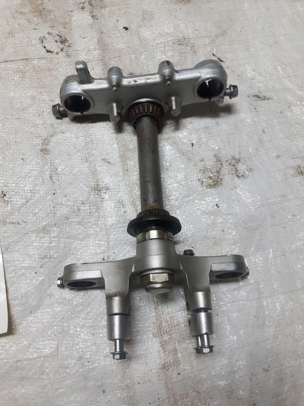 Kawasaki KLX125L 2003 steering stem triple tree clamp holder under 44039-S002