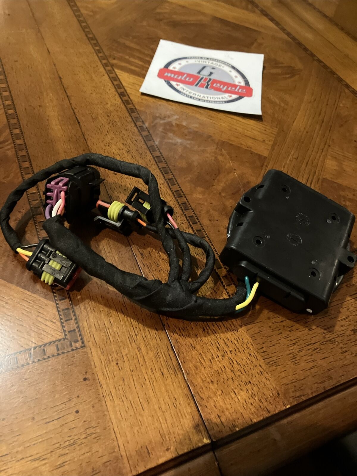 NEW Can-Am SPYDER F3 2021 2022 TURN SIGNAL FLASHER MODULE 710007701 BRP1